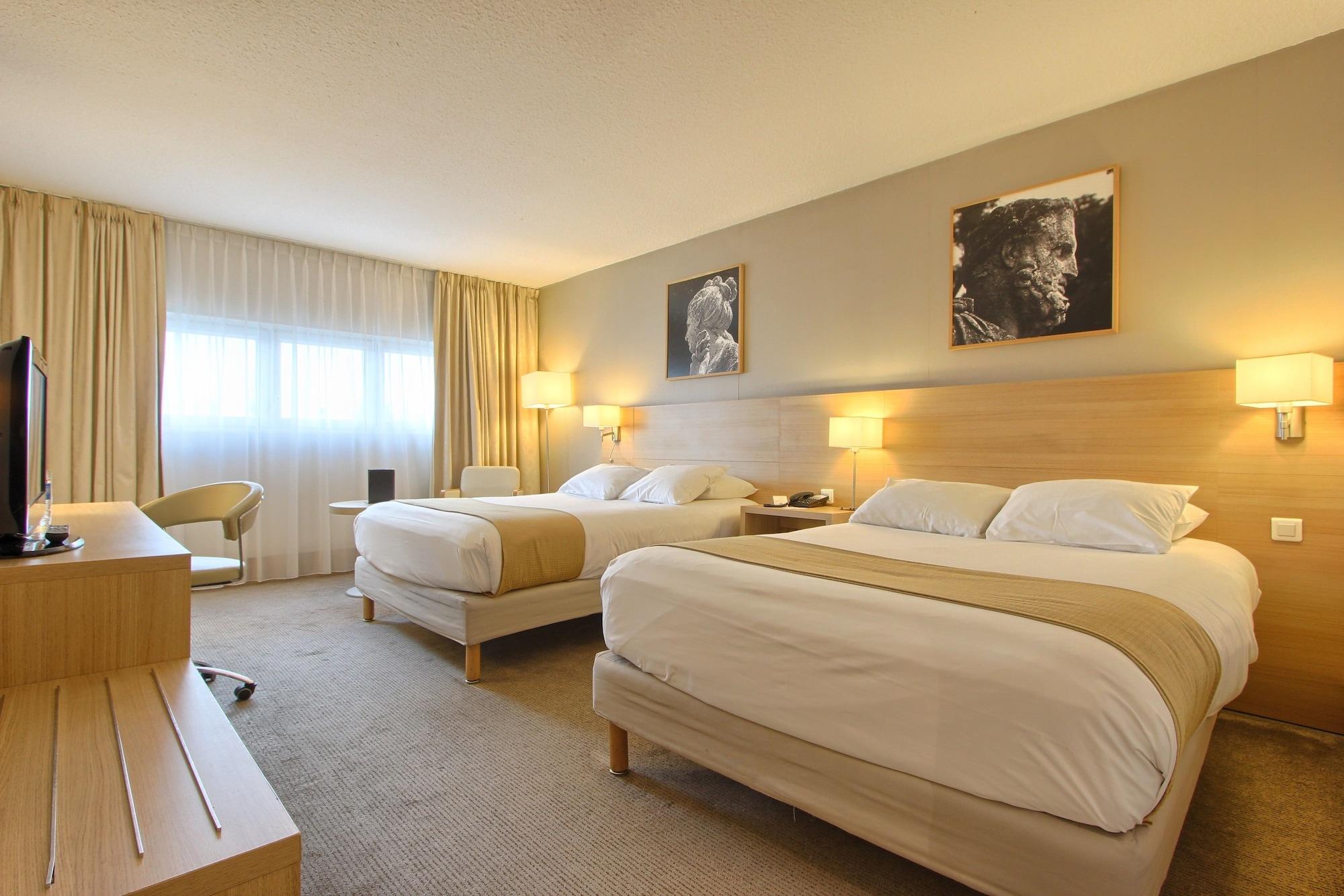 רונגיס Best Western Plus Paris Orly Airport מראה חיצוני תמונה